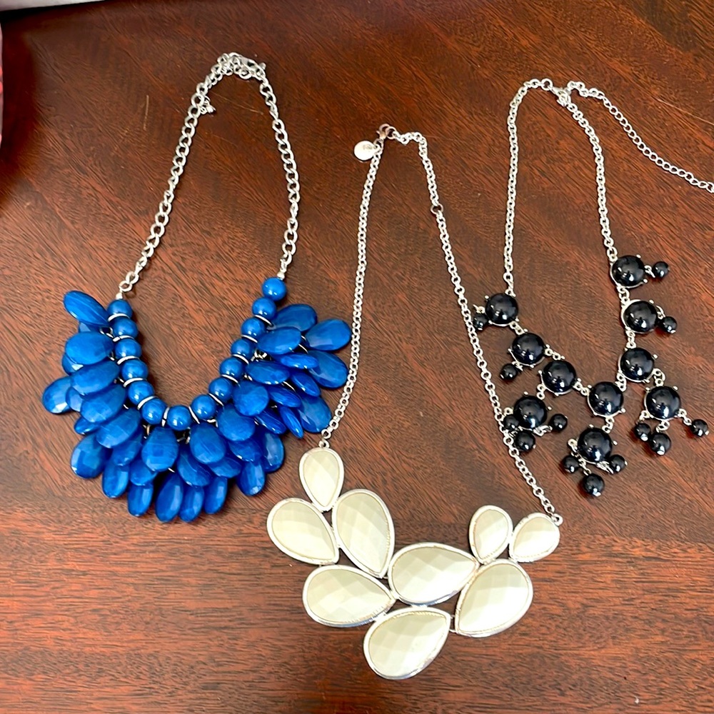 3 piece bubble stone necklace LOT